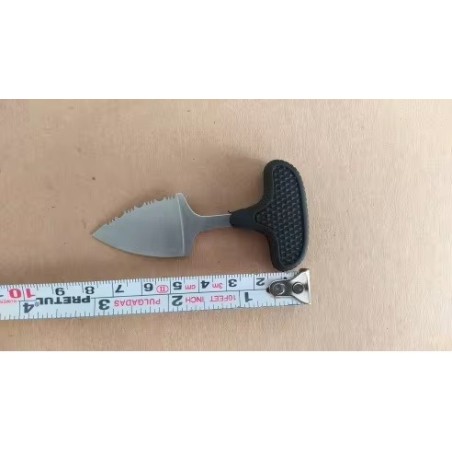 Push dagger lame crantée en acier inoxydable avec étui rigide