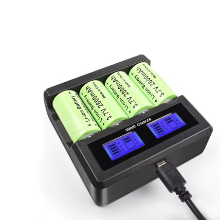 2 Batteries rechargeables CR123A 2800 mAh + chargeur USB 4 emplacements