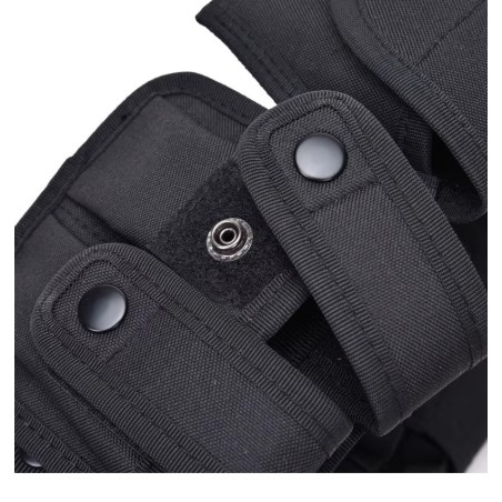 Ceinturon tactique complet entièrement équipé en cordura noir: 10 accessoires